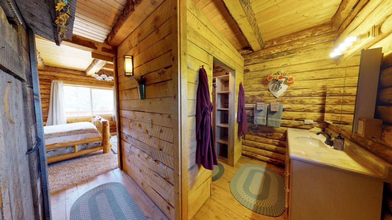 Canyon View Family Cabin, Deck, Tv Room, Games, Bbq, Campfire Monticello Extérieur photo