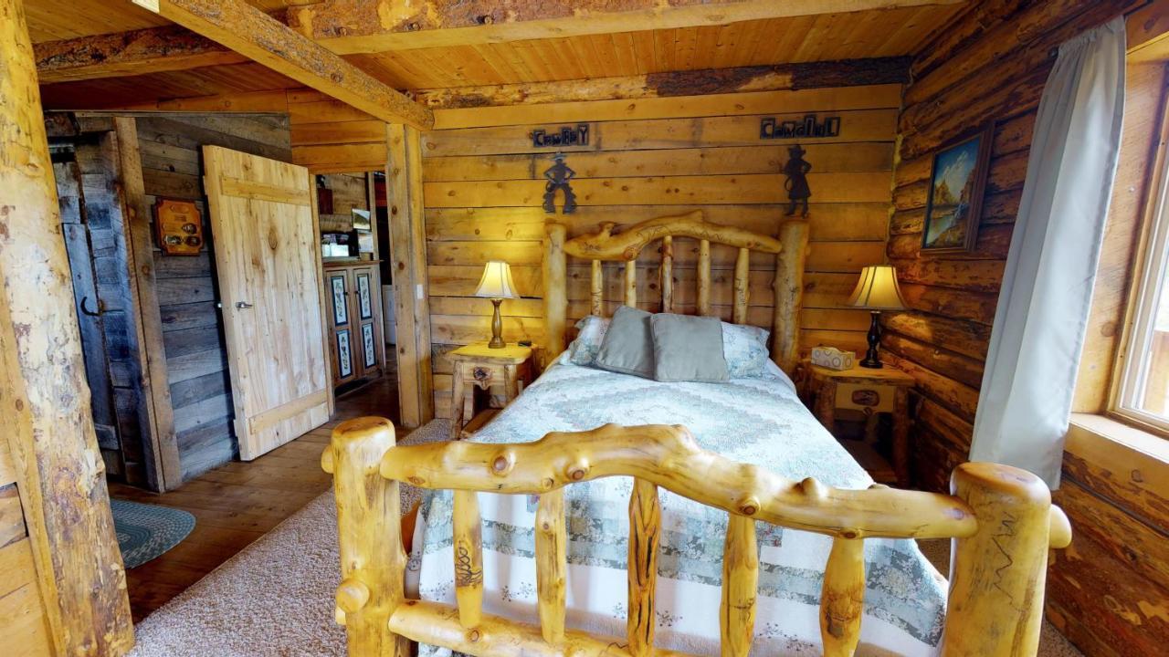 Canyon View Family Cabin, Deck, Tv Room, Games, Bbq, Campfire Monticello Extérieur photo