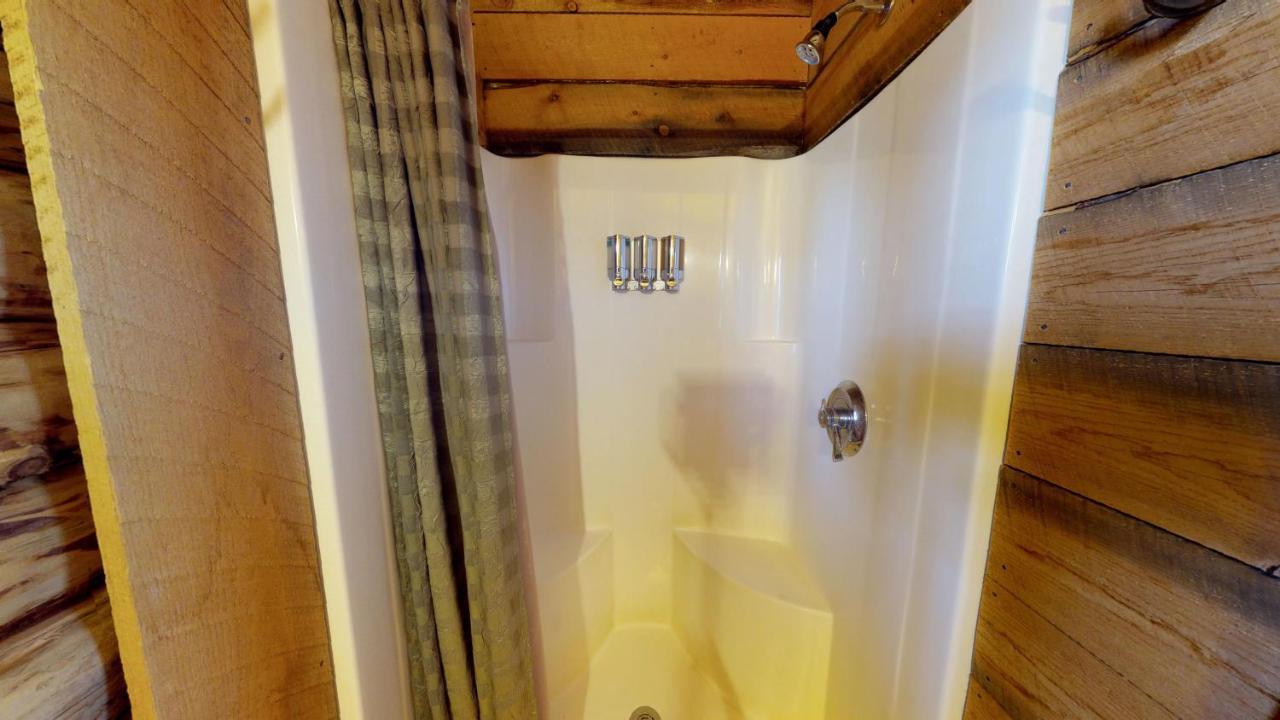 Canyon View Family Cabin, Deck, Tv Room, Games, Bbq, Campfire Monticello Extérieur photo